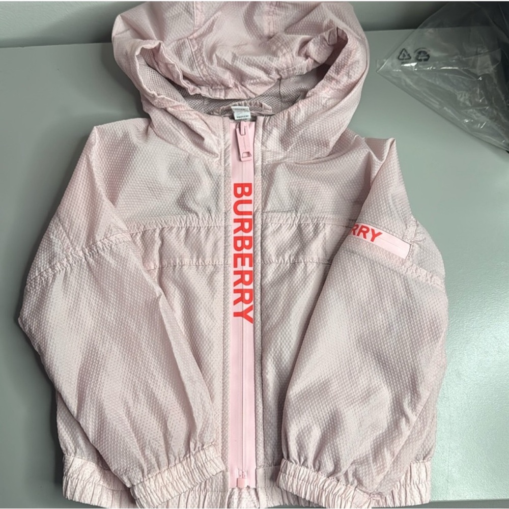 SALE:Burberry Light Pink Hooded Jacket